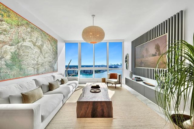 100 S Pointe Drive #2003, Miami Beach
