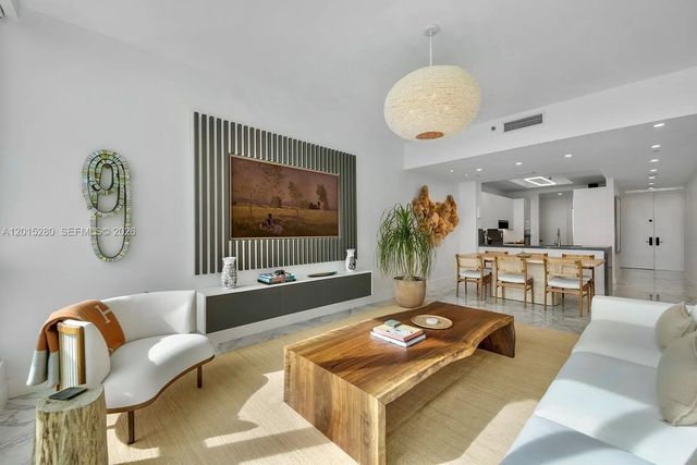 5 of 25 - 100 S Pointe Drive #2003, Miami Beach, FL