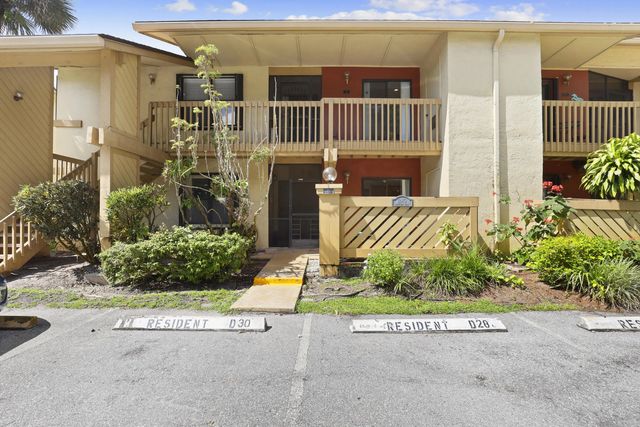 2 of 43 - 12970 Dartford Trail #6, Wellington, FL