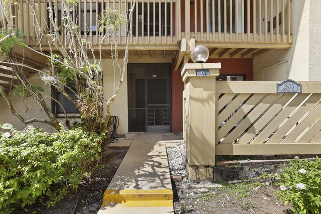 3 of 43 - 12970 Dartford Trail #6, Wellington, FL