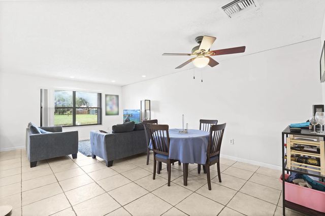5 of 43 - 12970 Dartford Trail #6, Wellington, FL