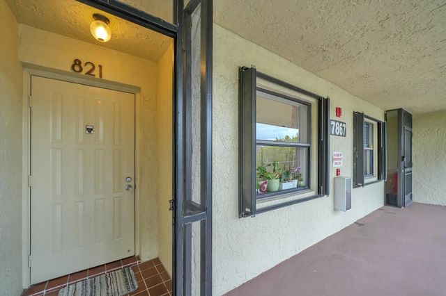3 of 24 - 7867 Willow Spring Drive #821, Lake Worth, FL