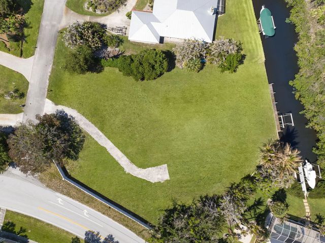 4 of 6 - 1515 Sw Pendarvis Court, Palm City, FL