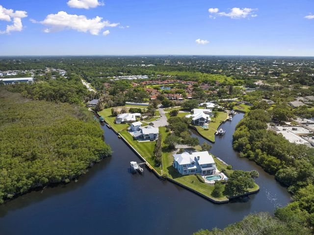 5 of 6 - 1515 Sw Pendarvis Court, Palm City, FL