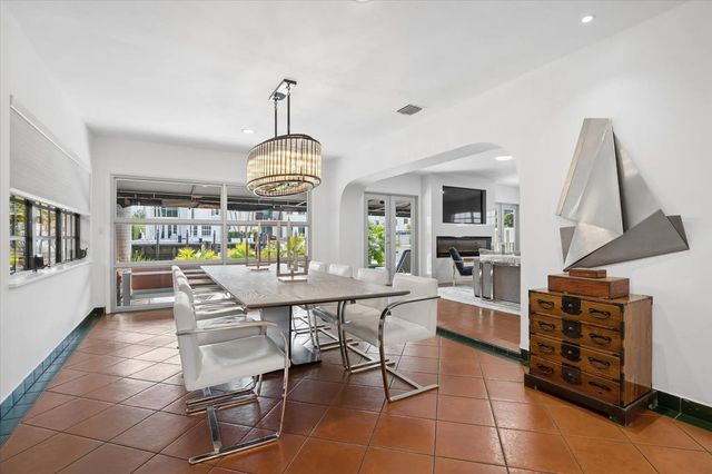 325 Coconut Isle Drive, Fort Lauderdale