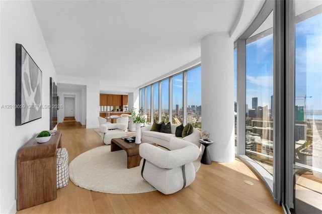 4 of 38 - 175 Se 25 Road #3601, Miami, FL