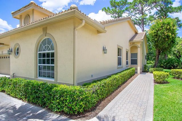 3 of 50 - 7084 Torrey Pines Circle, Port St. Lucie, FL