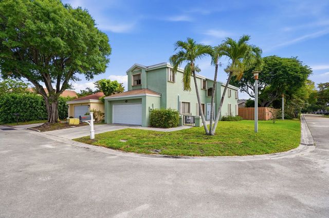 2 of 38 - 3321 Nw 22nd Court, Coconut Creek, FL