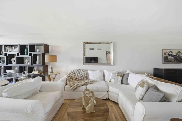 4 of 42 - 333 Sunset Drive #404, Fort Lauderdale, FL