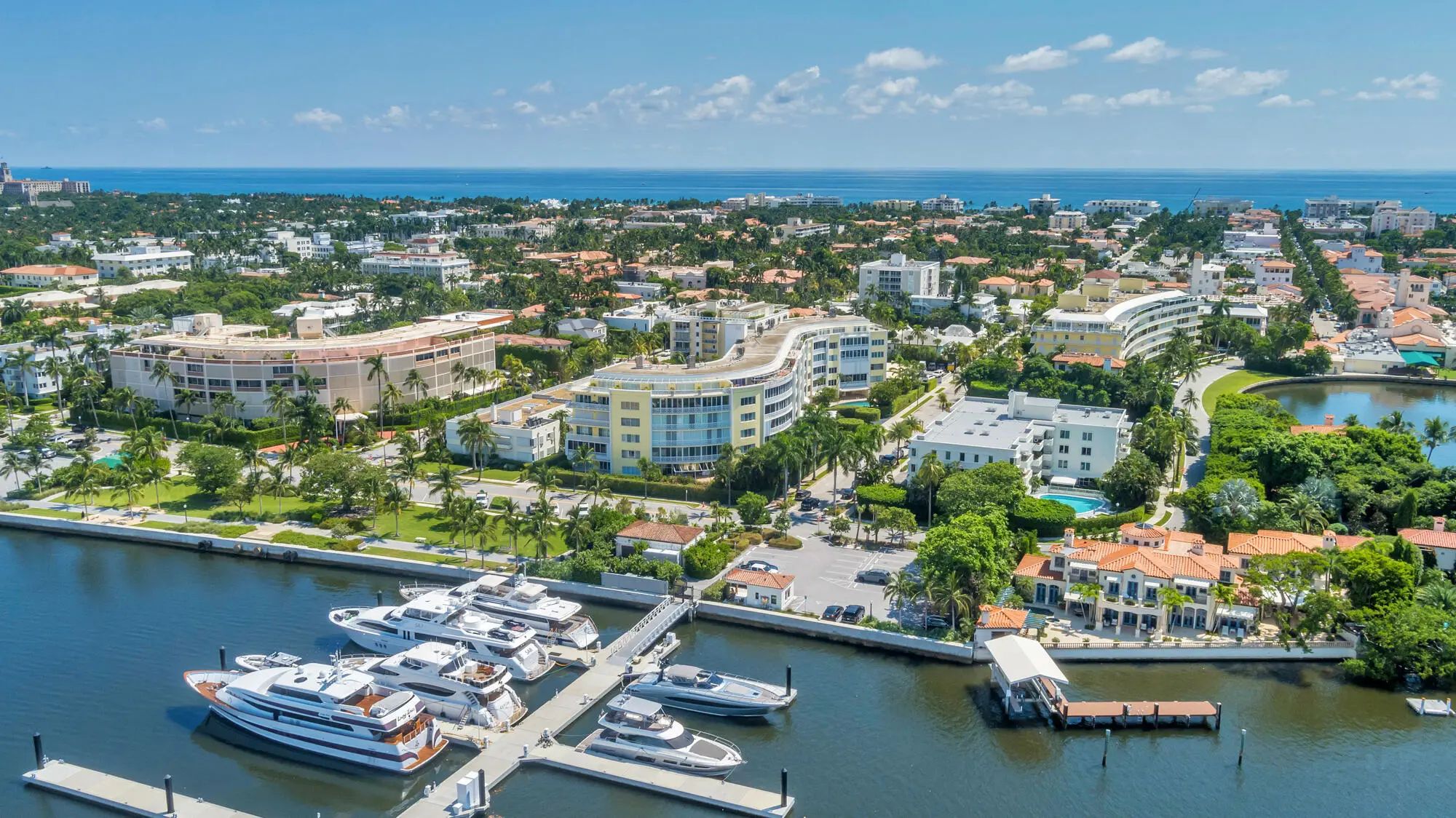 389 S Lake Drive #phb, Palm Beach