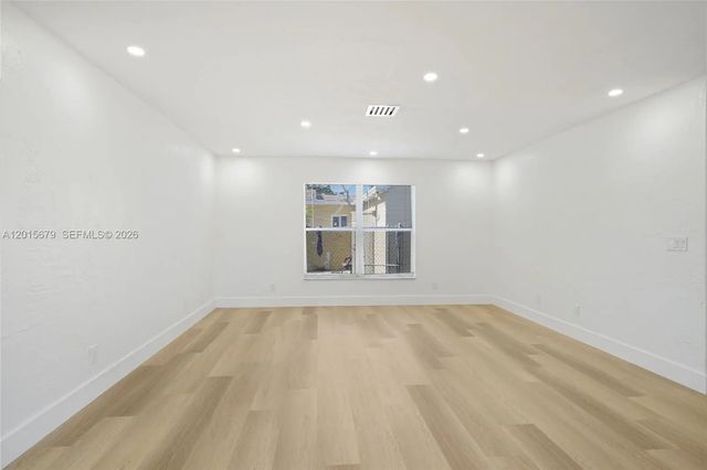 5 of 42 - 1529 Nw 1st Avenue, Fort Lauderdale, FL