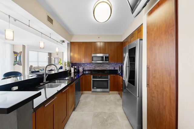 4 of 63 - 350 Se 2nd Street #1870, Fort Lauderdale, FL