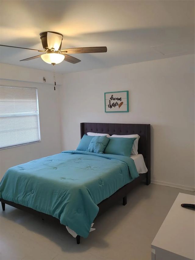 4 of 32 - 12900 Sw 7th Court #410b, Pembroke Pines, FL