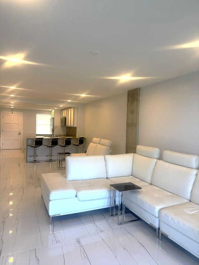 4 of 36 - 105 Paradise Harbour Boulevard #108, North Palm Beach, FL