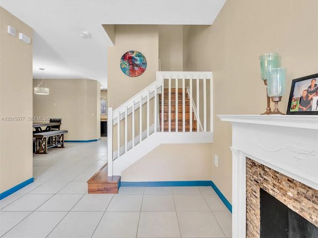 5 of 43 - 1410 Nw 214th Terrace, Miami Gardens, FL
