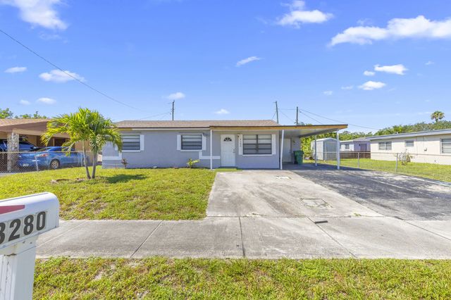 4 of 16 - 3280 Nw 13th Court, Lauderhill, FL