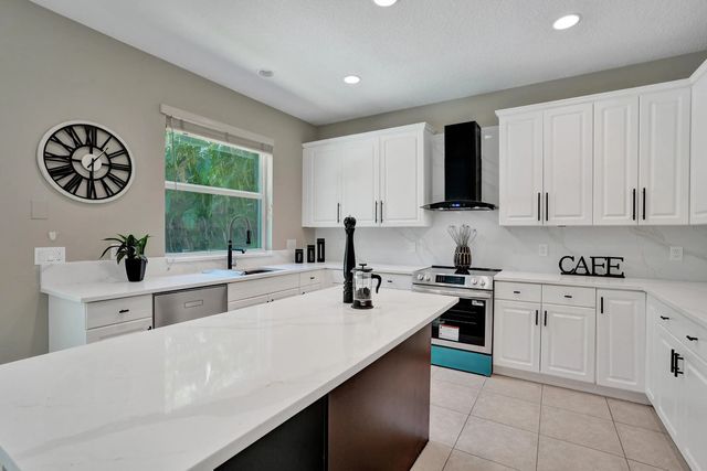 4 of 109 - 6020 Nw 104th Lane, Parkland, FL