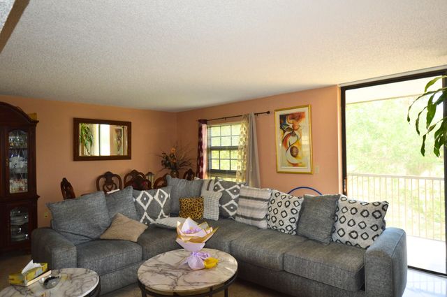 5 of 30 - 5570 Nw 44th Street #318a, Lauderhill, FL
