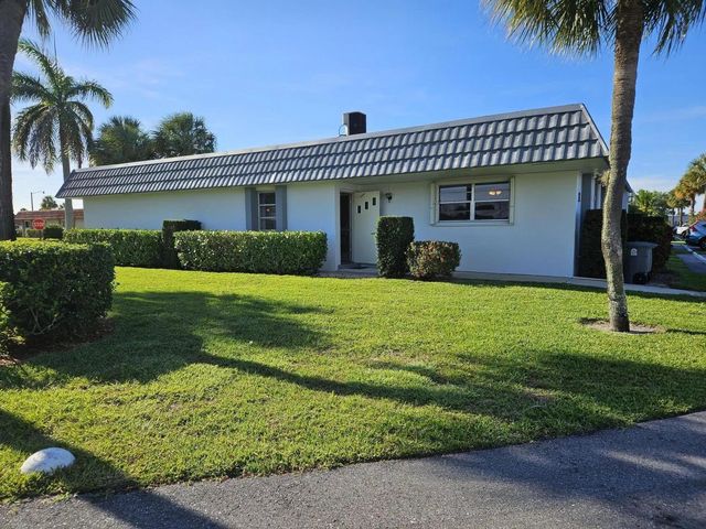 2 of 32 - 2886 E Fernley Dr Drive E #1, West Palm Beach, FL