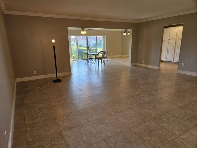 4 of 32 - 2886 E Fernley Dr Drive E #1, West Palm Beach, FL