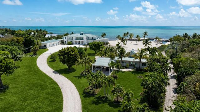 88835/88845 Old Highway, Tavernier