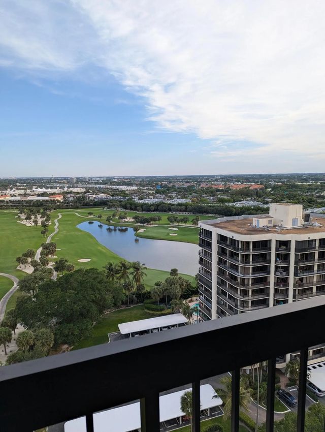3 of 23 - 2425 Presidential Way #1905, West Palm Beach, FL