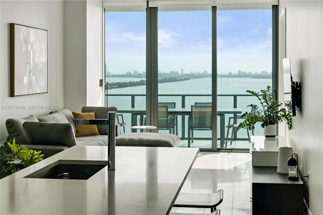3 of 50 - 480 Ne 31st Street #1802, Miami, FL