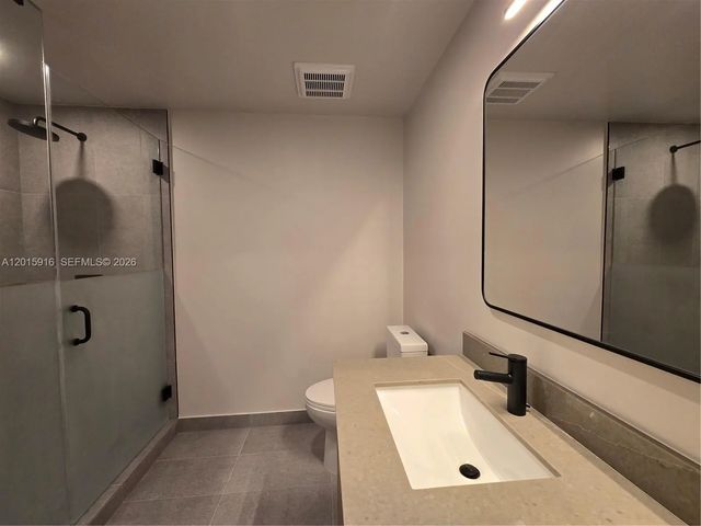4 of 9 - 121 Ne 5 Street #709, Miami, FL