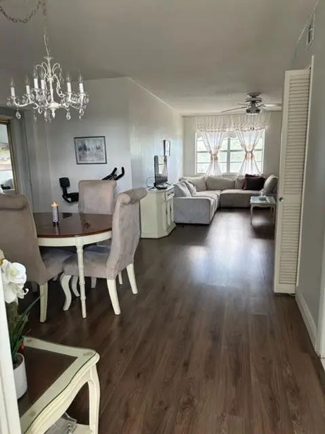 5 of 25 - 1380 Nw 43 Terrace #306, Lauderhill, FL