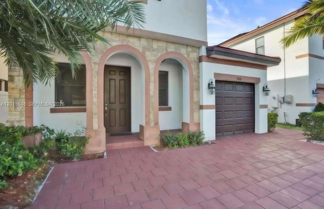 5 of 50 - 3460 W 103rd Terrace, Hialeah, FL