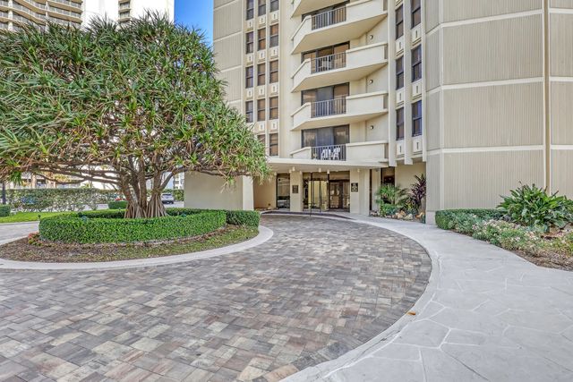 2800 N Ocean Drive #a-3c, Riviera Beach
