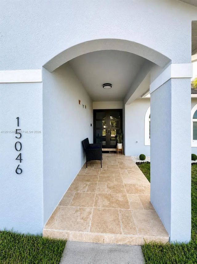 2 of 34 - 15046 Sw 148th Place, Miami, FL
