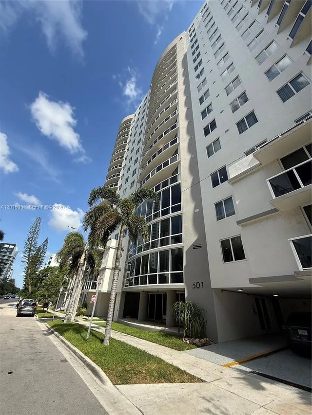 2 of 20 - 601 Ne 23rd Street #707, Miami, FL
