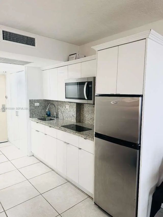 3 of 6 - 19201 Collins Avenue #841, Sunny Isles Beach, FL