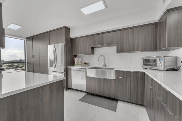 5 of 46 - 7178 Promenade Drive #801b, Boca Raton, FL