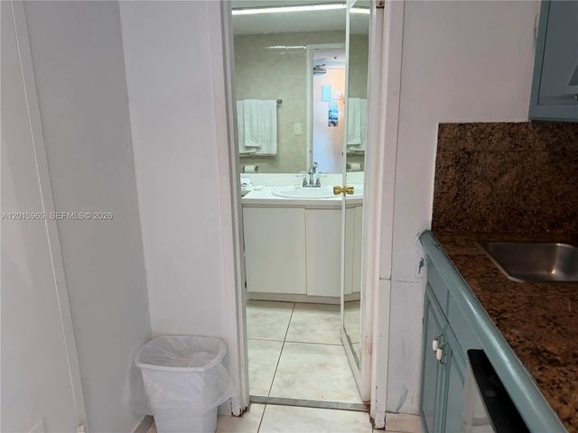 4 of 25 - 5445 Collins Avenue #1606, Miami Beach, FL