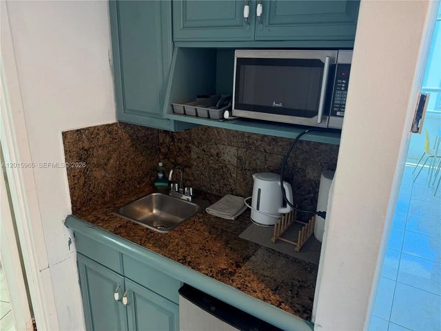 5 of 25 - 5445 Collins Avenue #1606, Miami Beach, FL