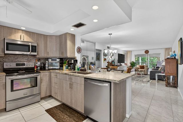 3 of 59 - 3002 Portofino Isle #e3, Coconut Creek, FL