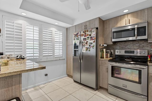 5 of 59 - 3002 Portofino Isle #e3, Coconut Creek, FL