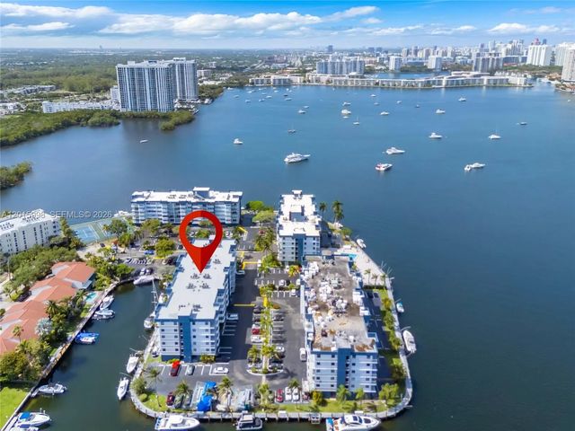 16565 Ne 26th Avenue #2b, North Miami Beach