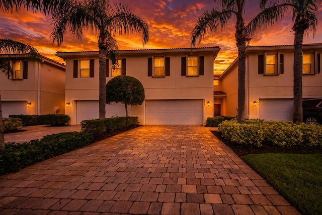 4 of 34 - 6463 Azura Lake Road, Lake Worth, FL