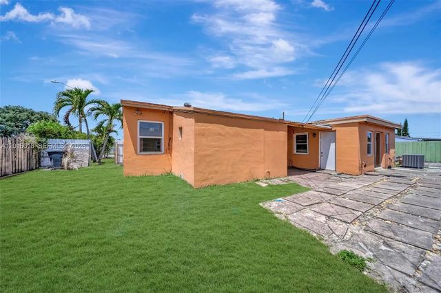 4 of 40 - 2890 Nw 160th Street, Miami Gardens, FL