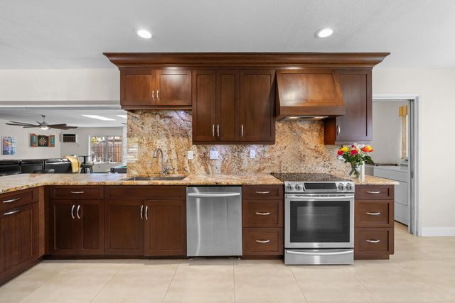 5 of 22 - 1500 Se 24th Avenue, Pompano Beach, FL