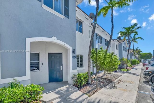 3 of 49 - 1660 Se 30th Street, Homestead, FL