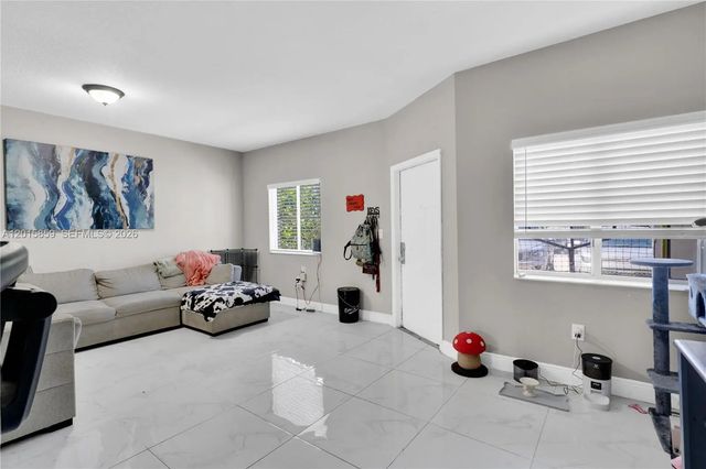 4 of 49 - 1660 Se 30th Street, Homestead, FL