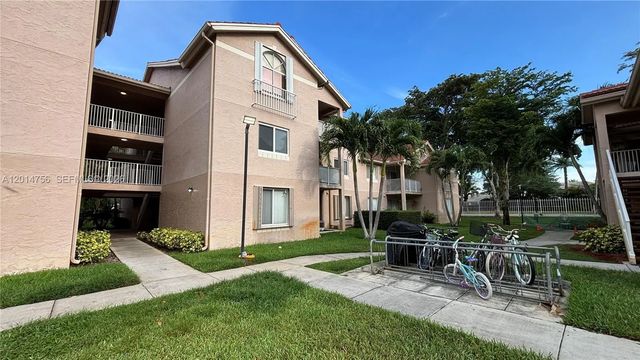 10420 Sw 158th Court #105, Miami