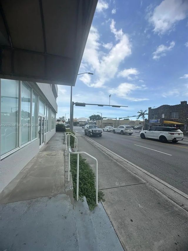 4 of 17 - 2217 Nw 7th Street #2, Miami, FL