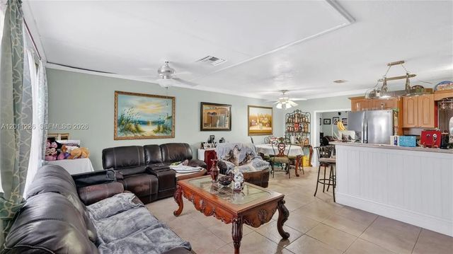 5 of 24 - 4271 Nw 192nd Street, Miami Gardens, FL