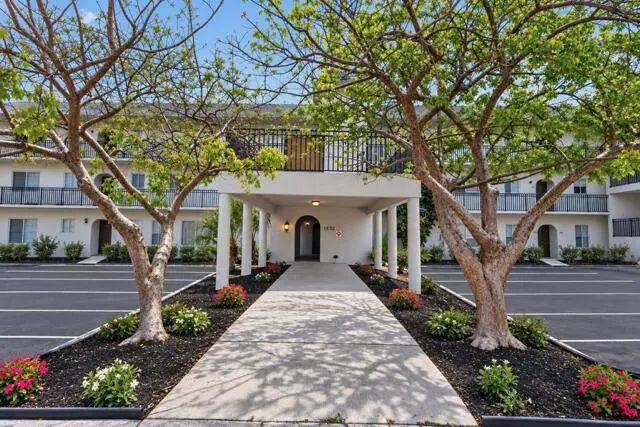 2 of 14 - 1410 S Federal Highway #303, Lake Worth Beach, FL