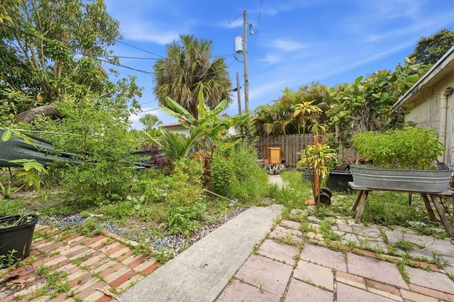 515 Biscayne Drive, West Palm Beach